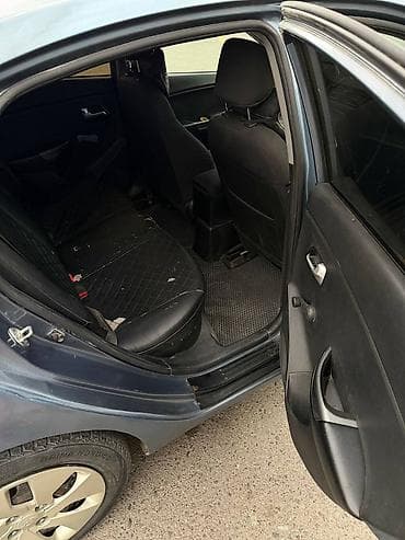 Kia Rio: 2015 г., 1.4 л, Автомат, Бензин, Седан — 9