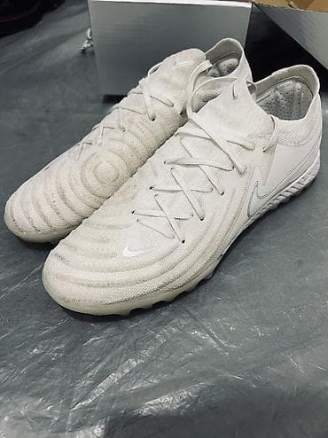 nike react: Белые Phantom gx продаю срочно цена договорная, носил только на одну — 1