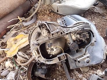 оптика авто: Передняя левая фара Mercedes-Benz 1999 г., Б/у, Германия — 2