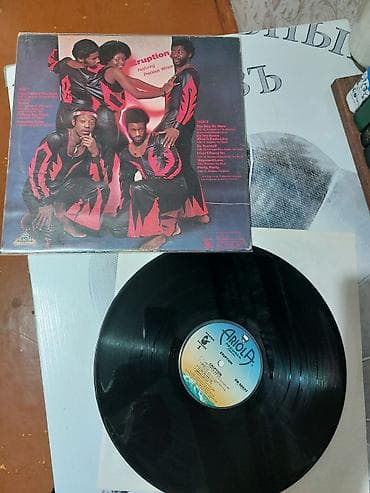 миссия выполнима: Винил фирменный.Исторические записи The Beatles хорошем состоянии 3 — 8