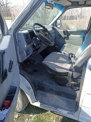 Volkswagen: Volkswagen Transporter: 1992 г., 2.4 л, Ручные, Дизель, Фургон — 5