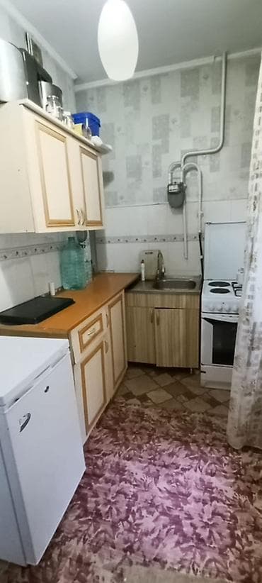 Недвижимость: 1 комната, 33 м², 105 серия, 1 этаж, Старый ремонт — 3
