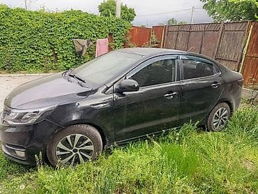 Продажа авто: Kia Rio: 2015 г., 1.6 л, Автомат, Бензин, Седан — 4