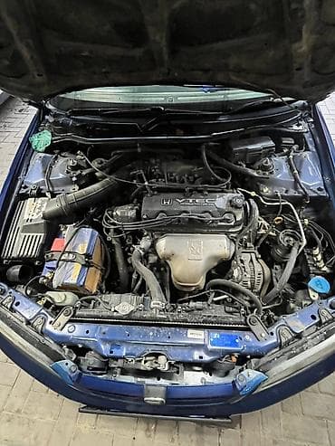 авенсис обмен: Honda Accord: 2002 г., Седан — 6