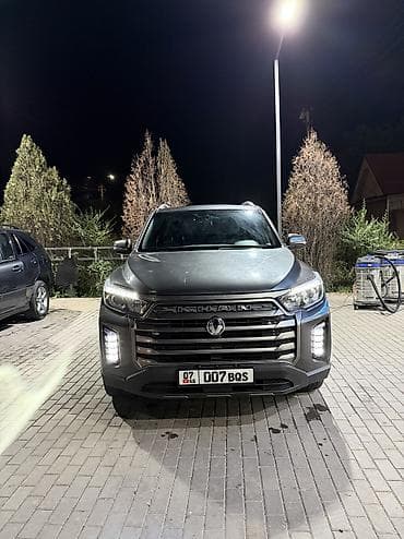 столик срв: Ssangyong Rexton Khan: 2020 г., 2.2 л, Автомат, Дизель, Пикап — 4