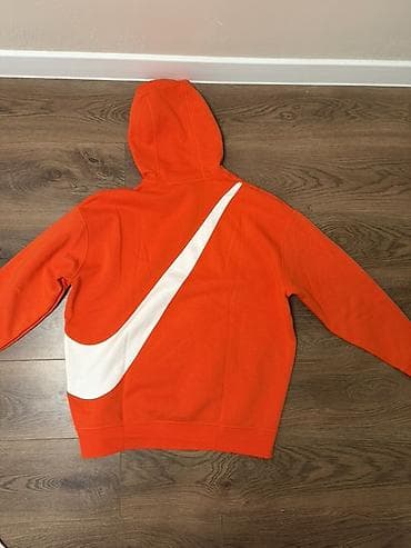 Толстовки, худи: Худи Nike оранжевого цвета - Классическая модель с капюшоном на — 2