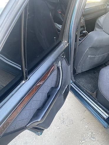 фикс grey: Mercedes-Benz W124: 1995 г., 3.2 л, Автомат, Бензин, Седан — 7