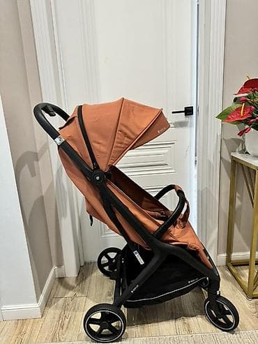 Коляски: Прогулочная коляска New Lux, цвет терракотовый - Легкая и маневренная — 4