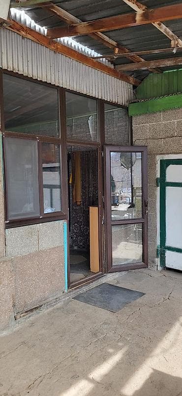 дом аламидин 1: Продам дом с мебелью. 📍Город Кант,ул.Куйбышева. В доме 5 жилых комнат — 8