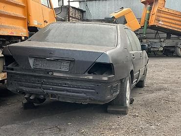 Mercedes-Benz S‑Class W140, седан, черный цвет. Мотор 3.2 Дизель