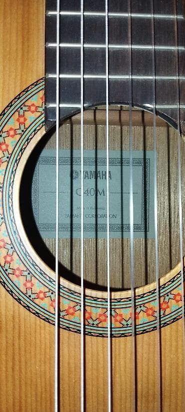 yamaha c 40: Классическая гитара Yamaha C40M + жесткий кофр Yamaha. - Модель — 3