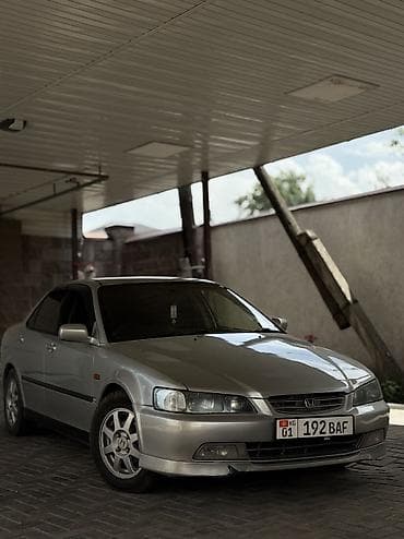 Honda Accord: 2002 г., 1.8 л, Автомат, Бензин, Седан