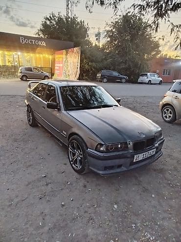 BMW 3 series: 1992 г., 1.8 л, Механика, Бензин, Седан at lalafo.kg BMW 3 series: 1992 г., 1.8 л, Механика, Бензин, Седан
