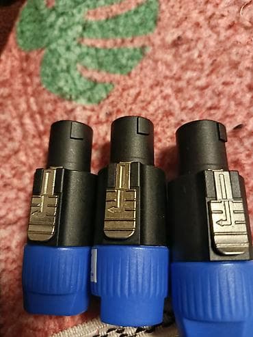 акустический паролон: Speakon-коннекторы и панельные разъёмы для акустики - Разъём-штекер — 2