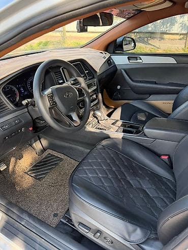 Транспорт: Hyundai Sonata: 2021 г., 2 л, Автомат, Газ, Седан — 9