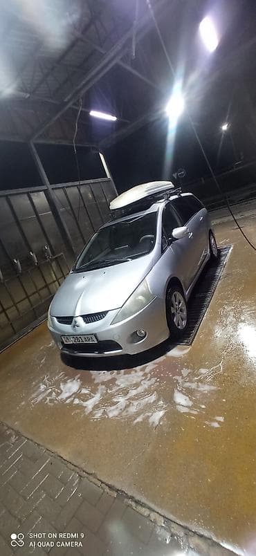 мисубиси спейс стар: Mitsubishi Grandis: 2008 г., 2.4 л, Автомат, Газ, Минивэн — 8