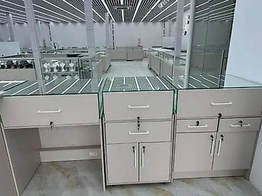 Торговые витрины для ювелирного/аксессуарного магазина НОВЫЕ (не