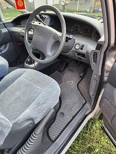 82 1: Toyota Estima: 1997 г., 2.4 л, Автомат, Бензин, Минивэн — 8