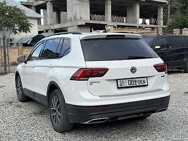 Транспорт: Volkswagen Tiguan: 2019 г., 2 л, Автомат, Бензин, Кроссовер — 5