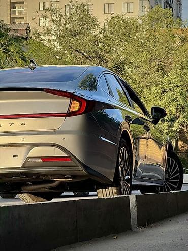 Hyundai Sonata: 2020 г., 2 л, Автомат, Гибрид, Седан — 7