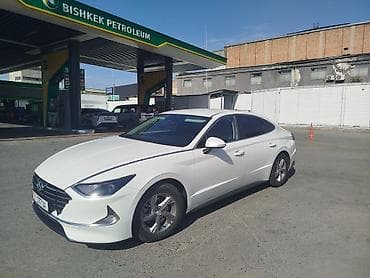 Hyundai Sonata: 2021 г., 2 л, Автомат, Газ, Седан