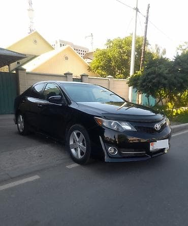 Toyota Camry: 2013 г., 2.5 л, Автомат, Бензин, Седан — 3
