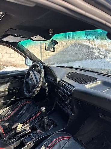 е34 530: BMW 520: 1992 г., 2 л, Механика, Бензин, Седан — 5