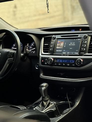 2017: Toyota Highlander: 2017 г., Автомат, Кроссовер — 3