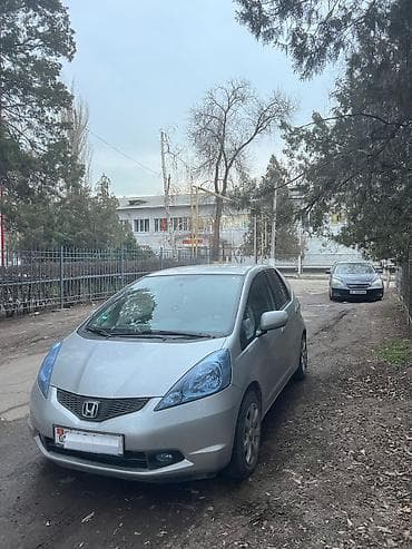 Honda Jazz: 2010 г., 1.5 л, Бензин, Хэтчбэк