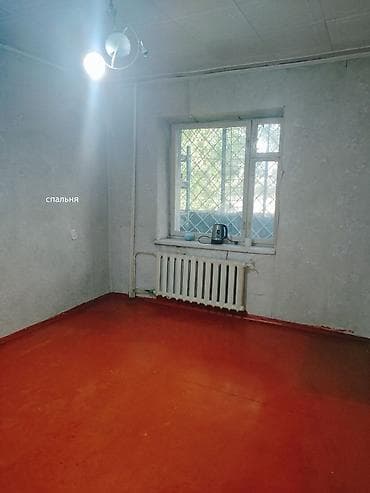ts group: 3 комнаты, 64 м², 105 серия, 1 этаж, Старый ремонт — 10