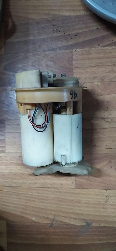 renault: Renault бензонасос — 1