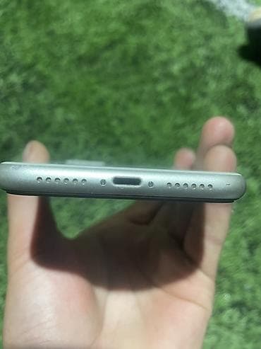 core i3 10100: IPhone 11, 128 ГБ, белый Характеристики и особенности: - Память: 128 — 2
