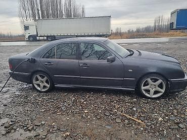 а 6: Mercedes-Benz E-Class: 1996 г., 3.2 л, Автомат, Газ, Седан — 4