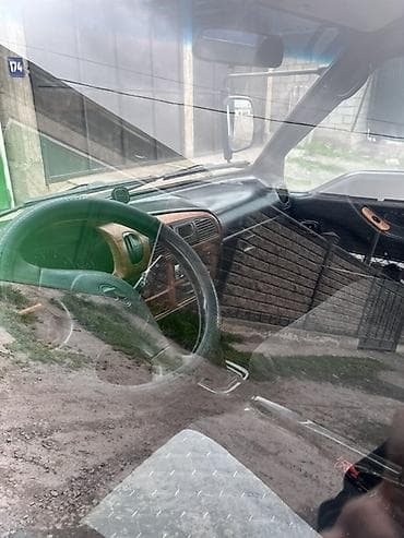 mazda 323: Легкий грузовик, Hyundai, Стандарт — 8