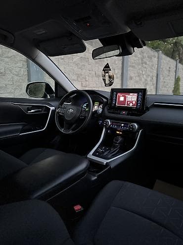 мтз 95 2: Toyota RAV4: 2020 г., 2.5 л, Автомат, Гибрид, Кроссовер — 10