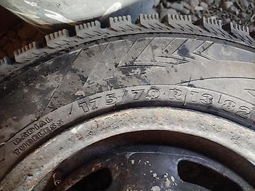 diska r13: Колеса в сборе 175 / 70 / R 13, Зимняя шипованная, Б/у, 1 шт, Легковые, Железные, отверстий - 4 — 2