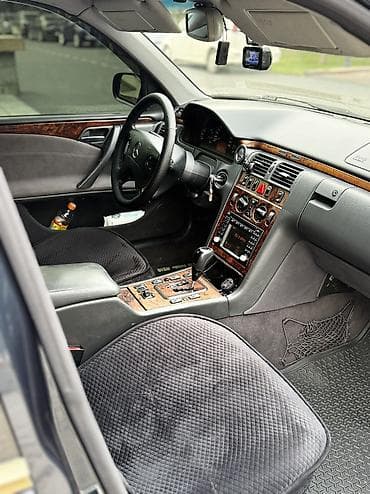 w210 cdi: Mercedes-Benz E-Class: 2000 г., 2.4 л, Автомат, Бензин, Седан — 10