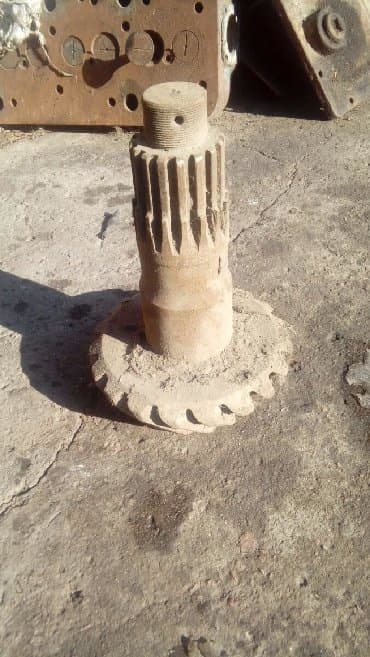 пресс подборщик новый: Мост ЗИЛ 2000 г., Б/у, Оригинал — 12