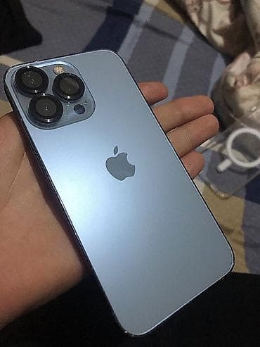 айфон 13 буу: IPhone 13 Pro, Б/у, 256 ГБ, Голубой, Защитное стекло, Чехол, 93 % — 1