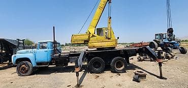московская молодая гвардия: Автокран, ЗИЛ — 4