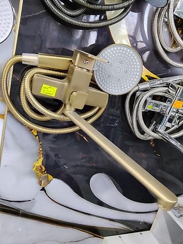 Смесители для ванны и душа: Смеситель для ванны и душа, Ручной душ, Установка: Наружный монтаж, Материал: Латунь, Функции: Без функций — 1