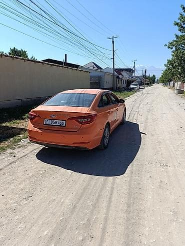 Hyundai Sonata: 2018 г., 2 л, Автомат, Газ, Седан — 3