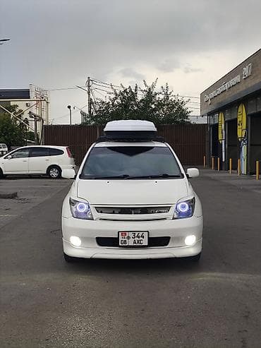 bi: Toyota Ist: 2004 г., 1.5 л, Автомат, Бензин, Хэтчбэк — 1