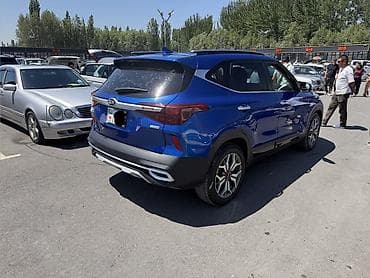 Транспорт: Kia Seltos: 2020 г., 1.6 л, Автомат, Бензин, Кроссовер — 3
