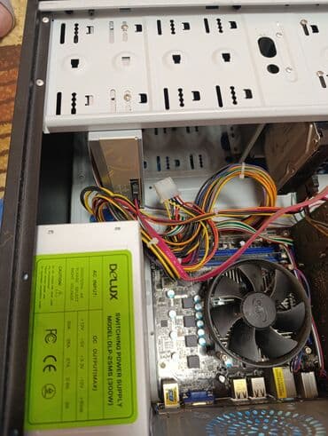 средний компьютер: Компьютер, Для работы, учебы, Встроенная видеокарта — 6