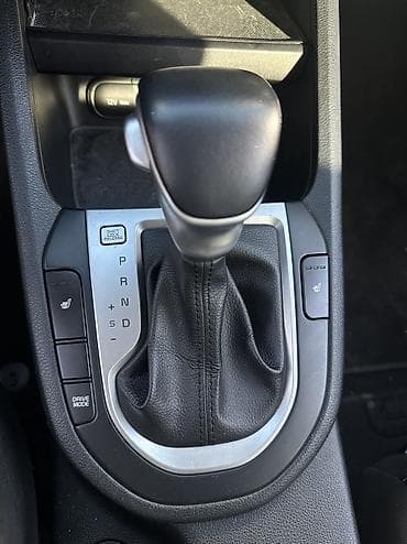 audi q6: Kia K3: 2020 г., 1.6 л, Вариатор, Бензин, Седан — 4