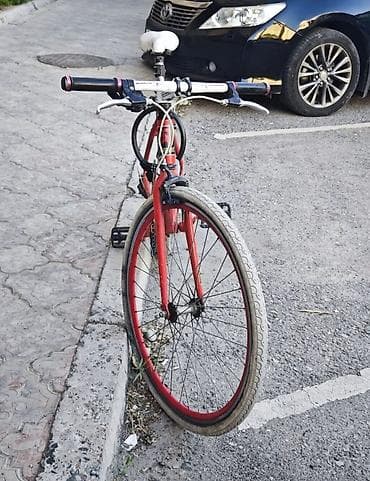 Велосипеды: Городской велосипед с rigid-рамой и рулём MTB-формы Характеристики: - — 3