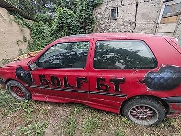 Продажа авто: Volkswagen Golf: 1993 г., 1.8 л, Механика, Бензин, Хэтчбэк — 2