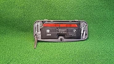 bmw m3 e46: Барашек люка багажника Е65 7 506 960 Год 2007 В отличном состоянии — 1