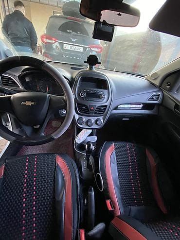 Унаа сатуу: Chevrolet Spark: 2020 г., 1 л, Бензин, Хетчбек — 2